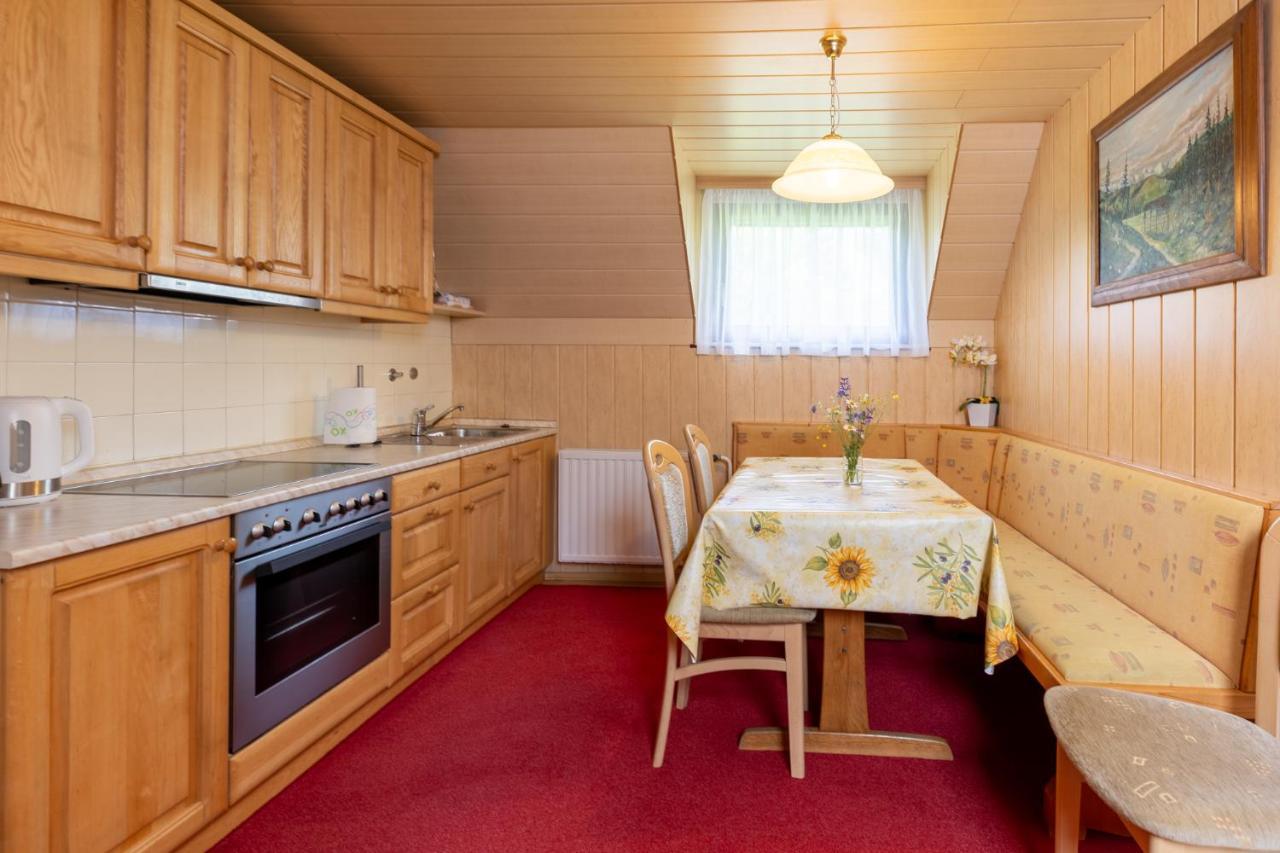 Apartma Boltar *